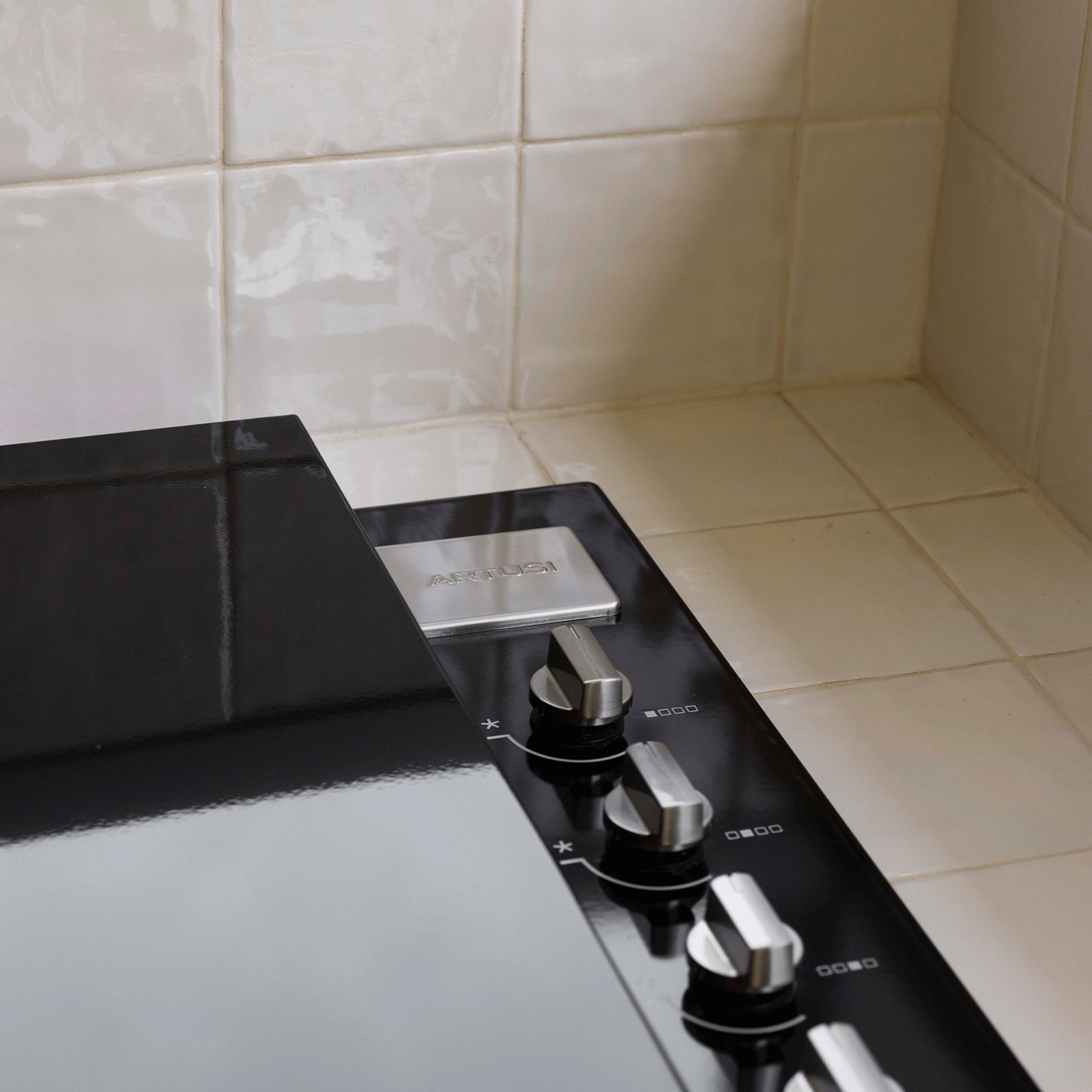 Flat Lid – Gloss Black