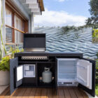 Piazza Outdoor Kitchen with Integrated Bar Fridge and Ice Maker – Matte Black